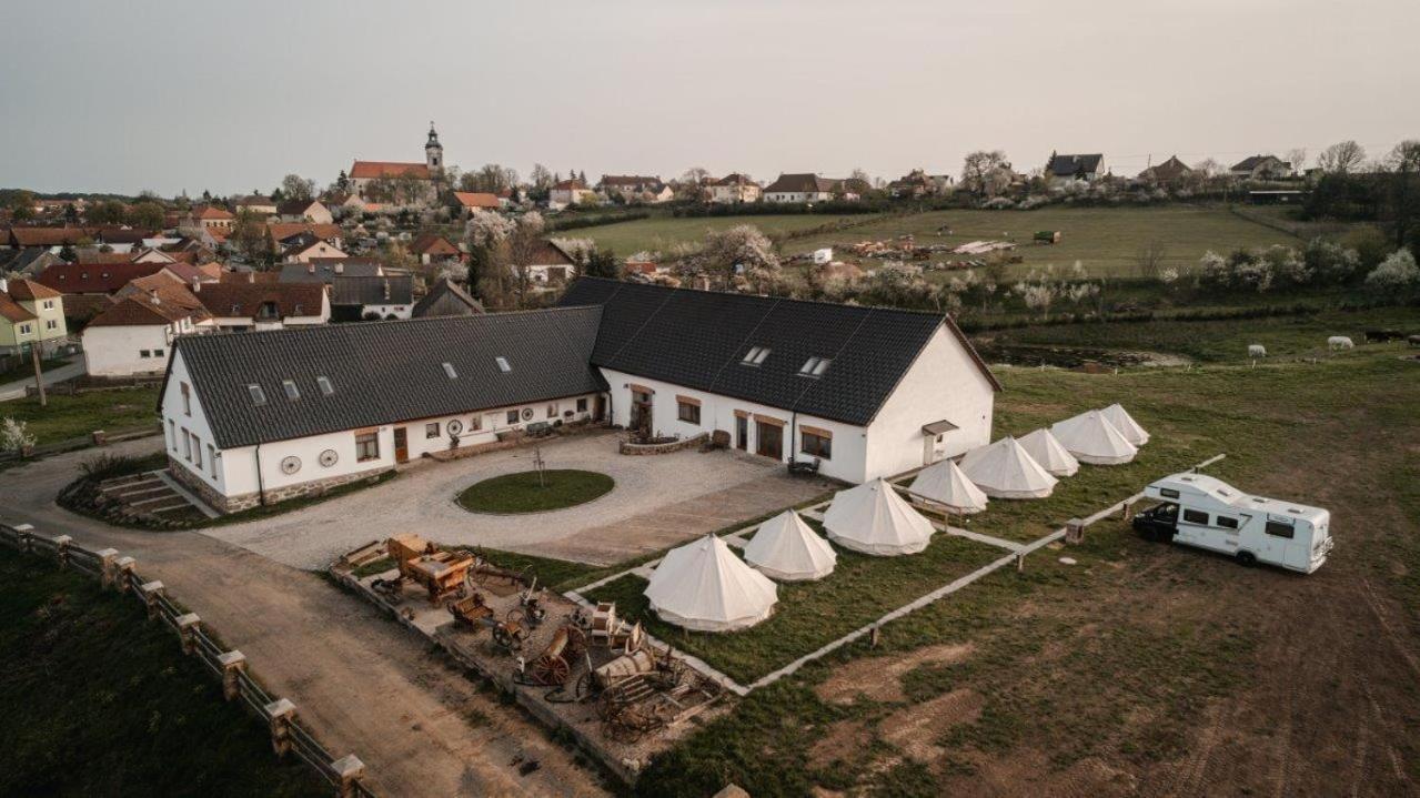 Farma Tasov Villa Velke Mezirici Luaran gambar